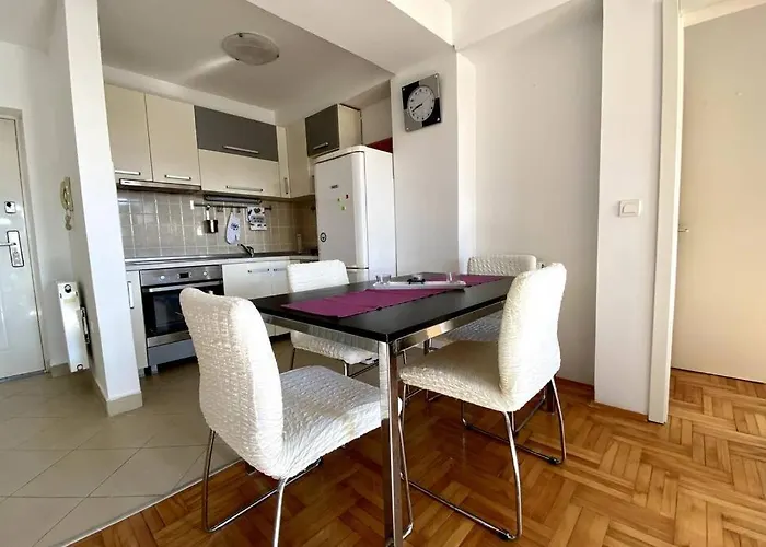 Matea's 800 M To Center Free Parking *